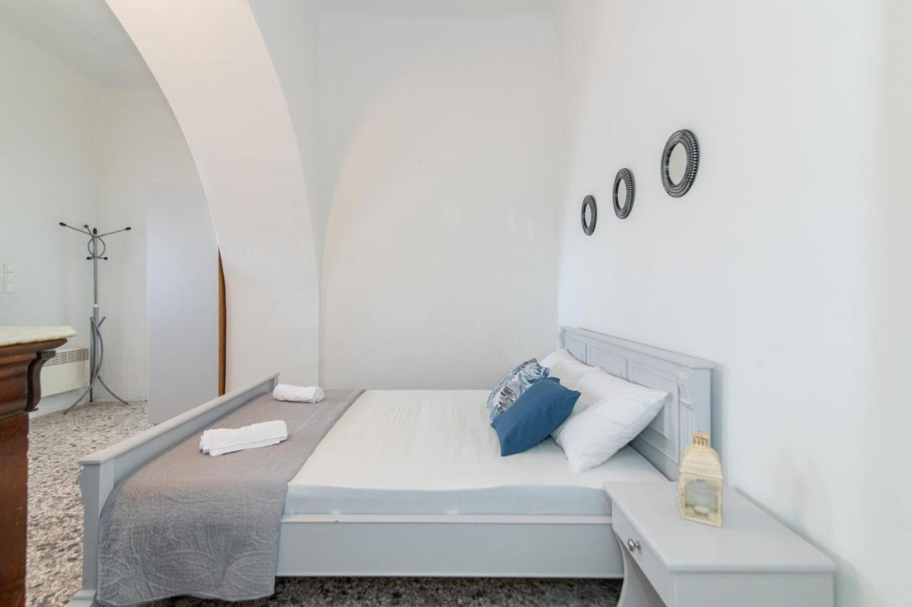 Myroviglia Ysternia Villa Istérnia Exteriör bild