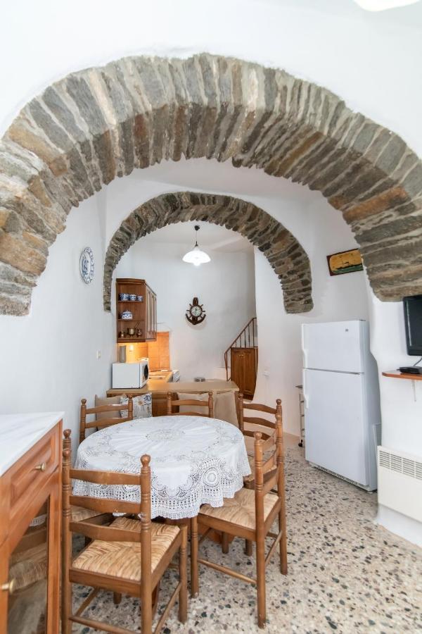 Myroviglia Ysternia Villa Istérnia Exteriör bild